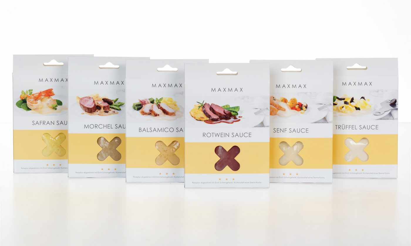 Foodverpackungen von mehreren Saucen Verpackungen auf weissem HG