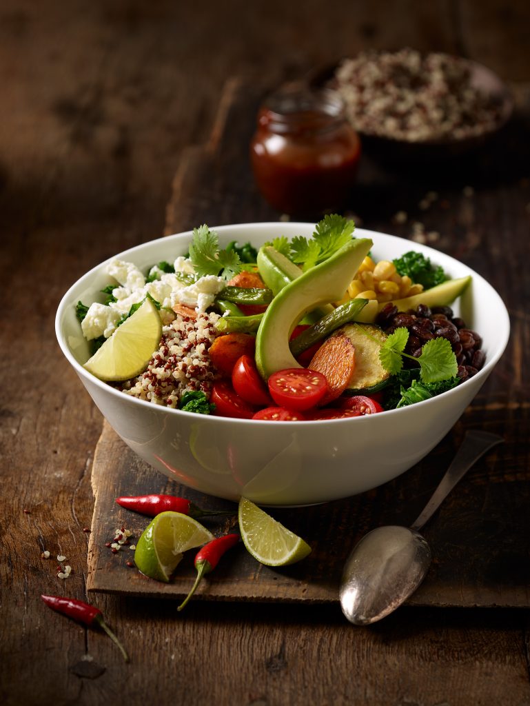 Frische Avocado Limetten Bowl